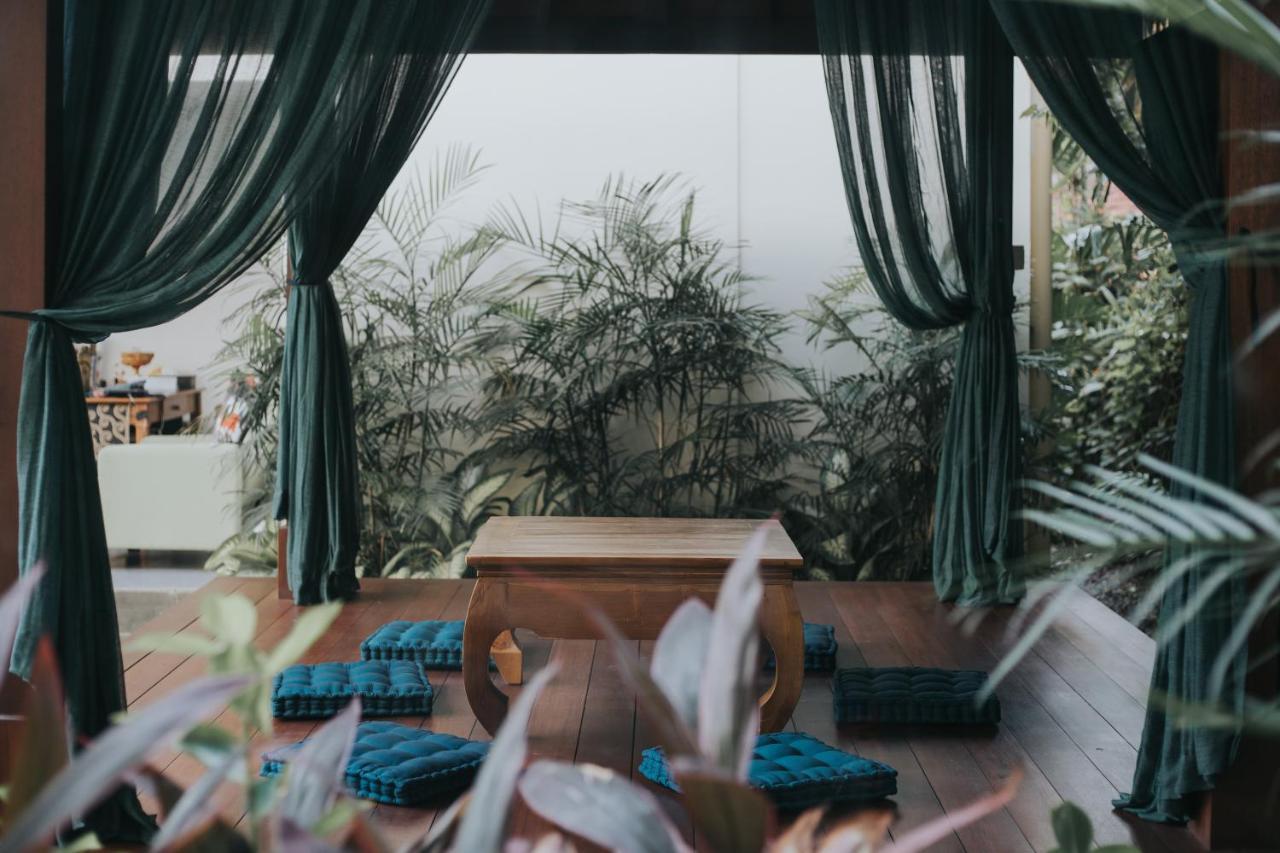 Hotel Anja Jimbaran Extérieur photo